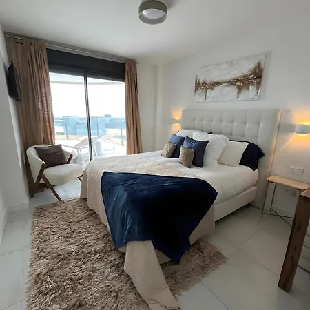 Oasis 832d Fase 2 With Sea View Apartment Estepona